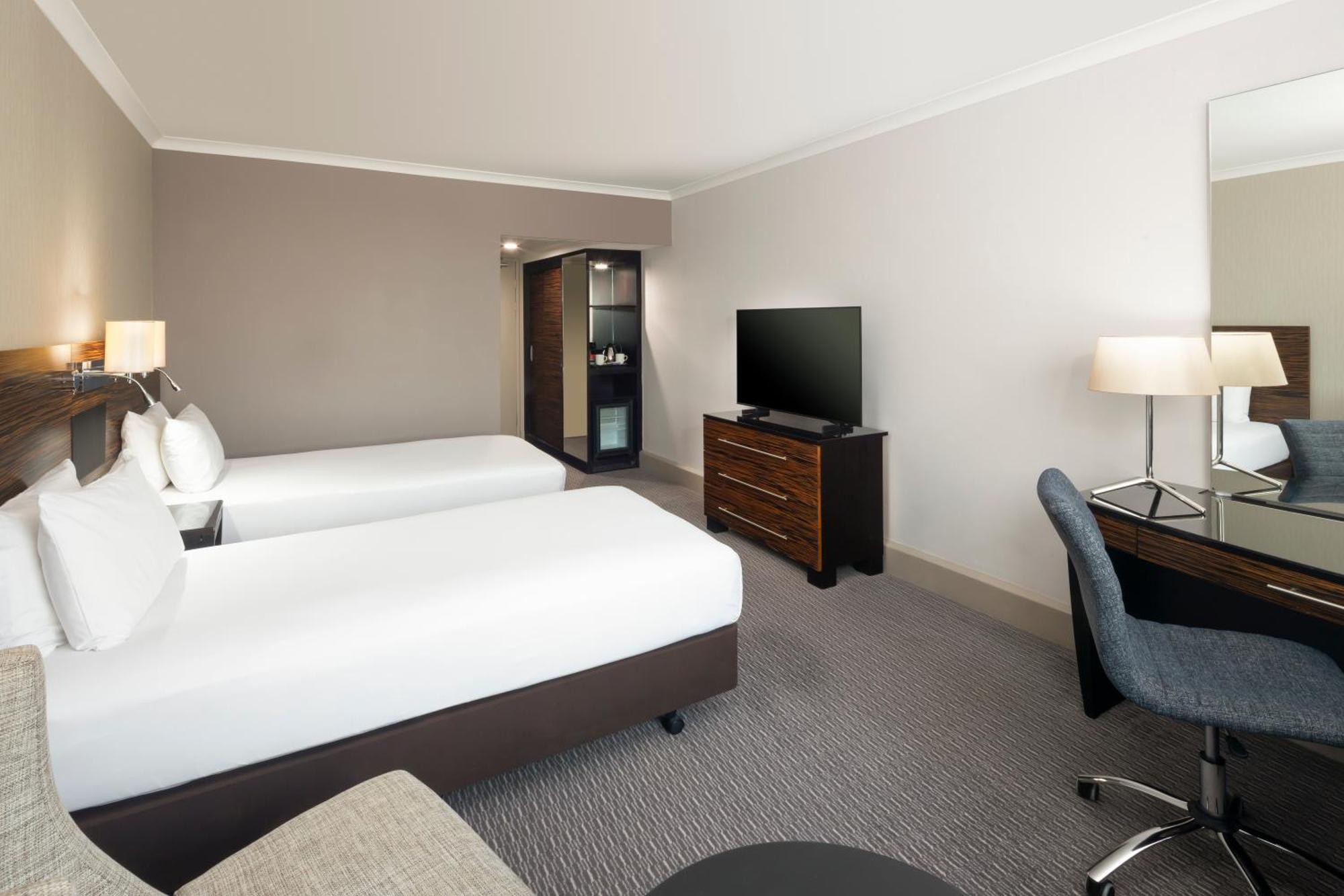 Crowne Plaza Glasgow By Ihg Екстер'єр фото