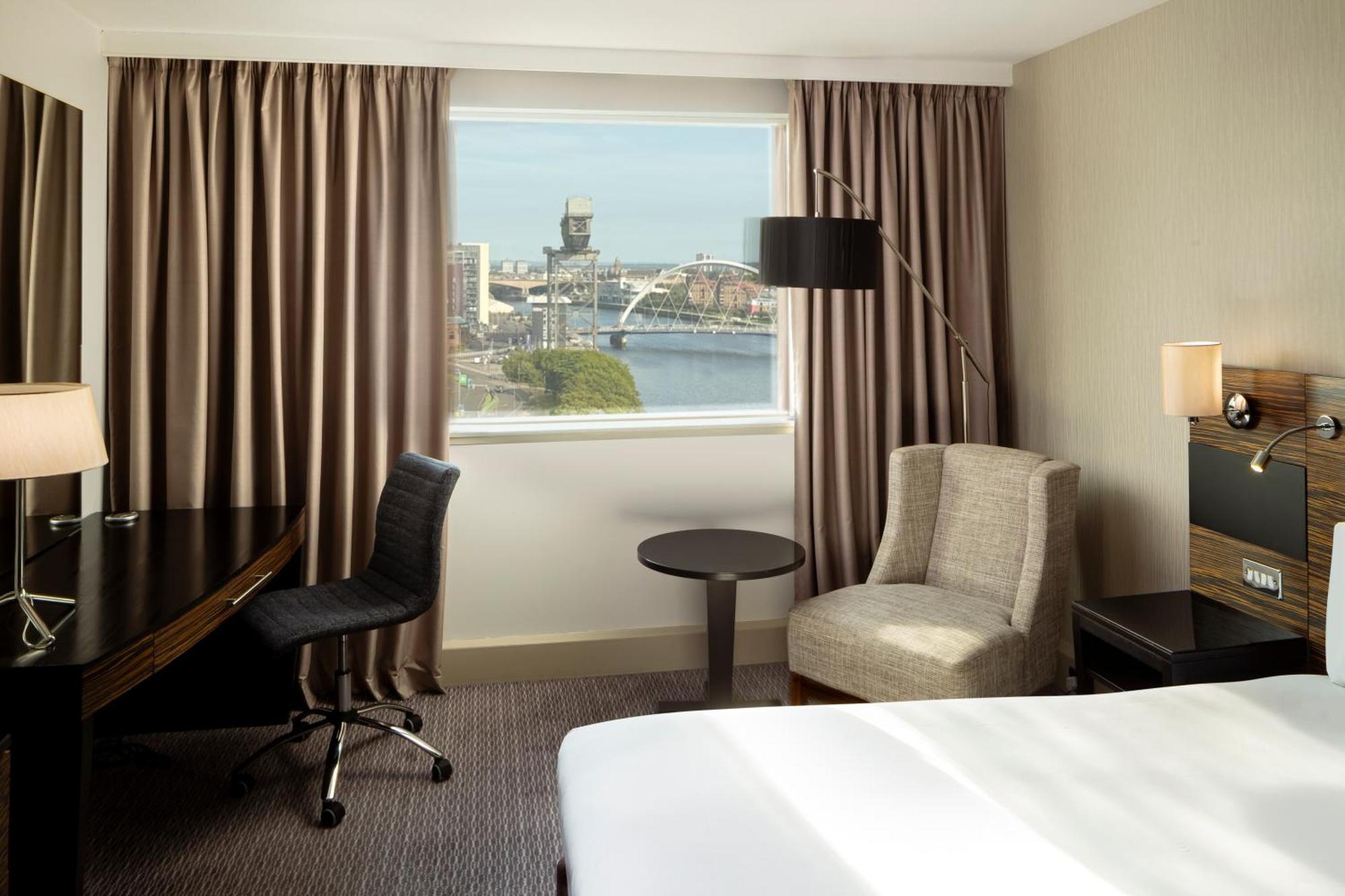 Crowne Plaza Glasgow By Ihg Екстер'єр фото