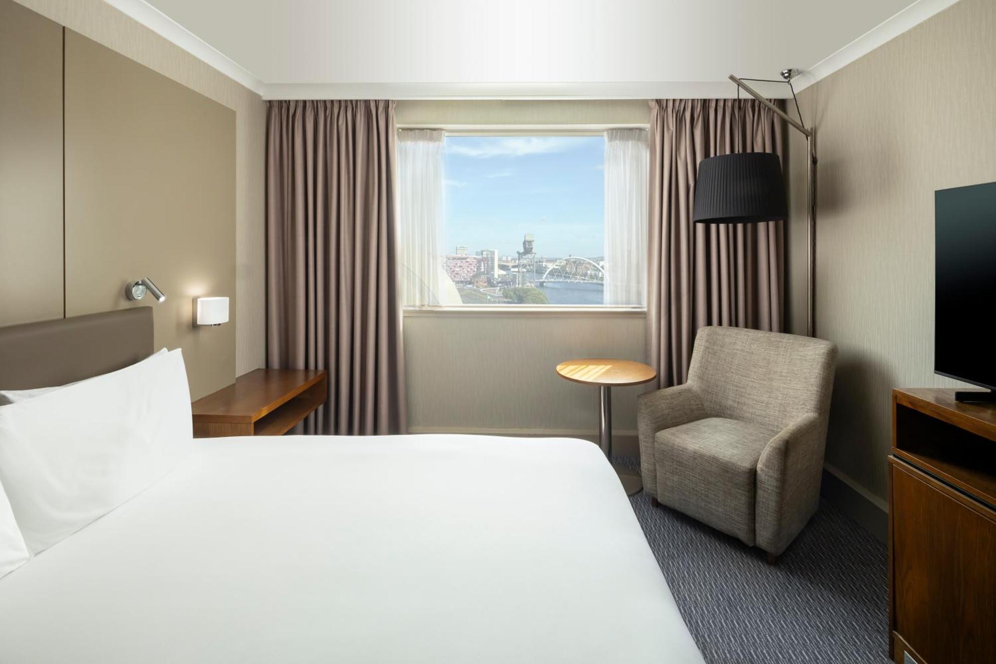 Crowne Plaza Glasgow By Ihg Екстер'єр фото