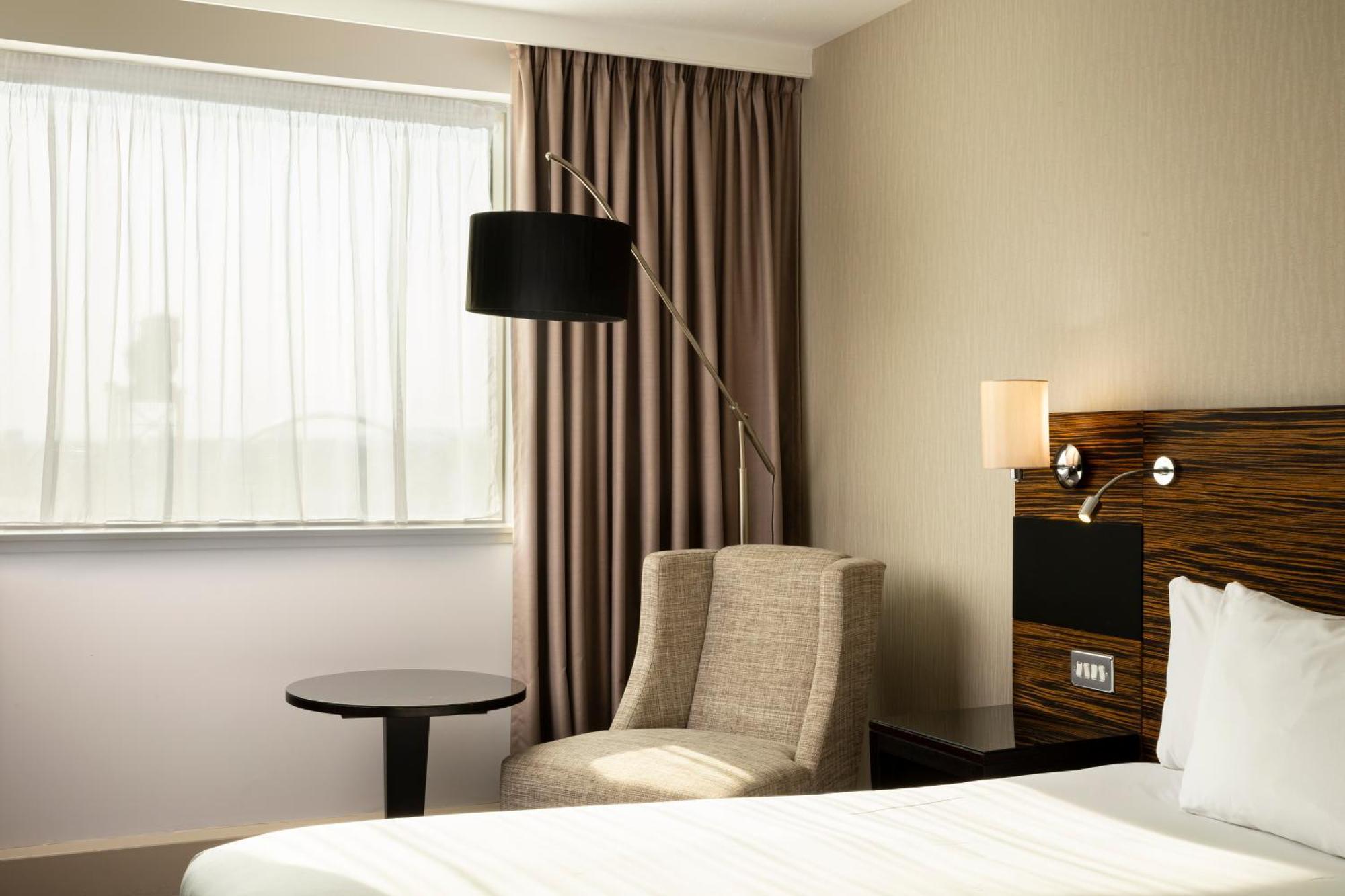 Crowne Plaza Glasgow By Ihg Екстер'єр фото